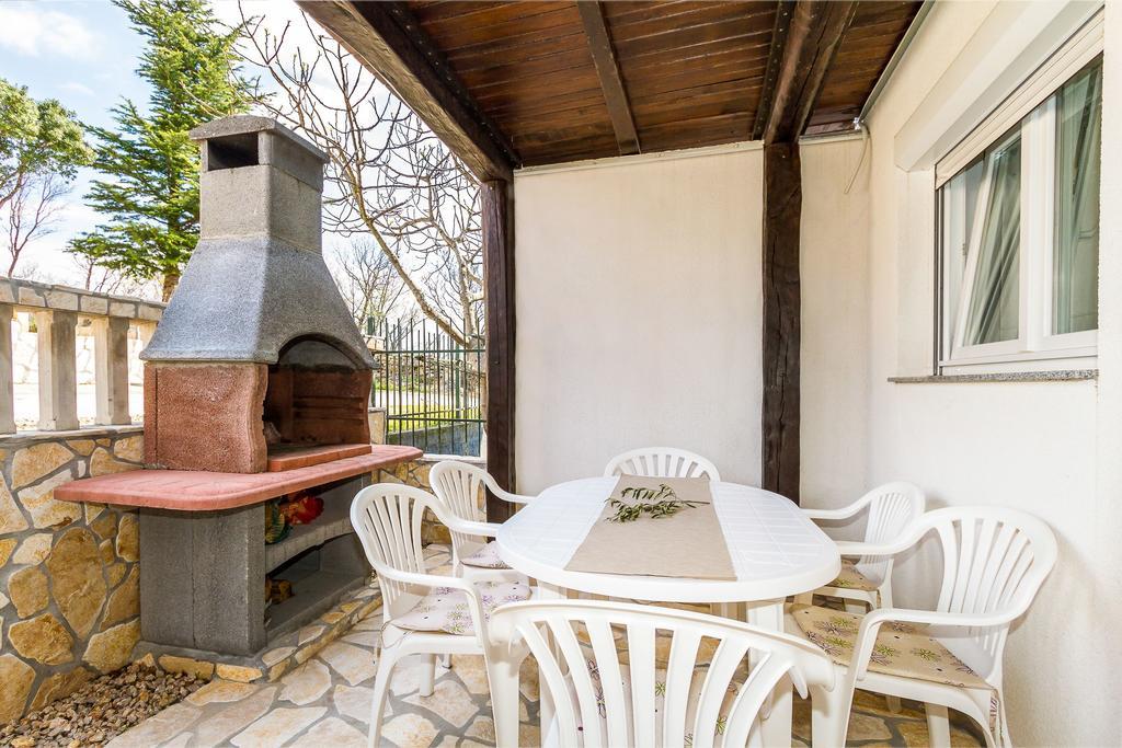 Apartmani Bregovec Maslenica Esterno foto