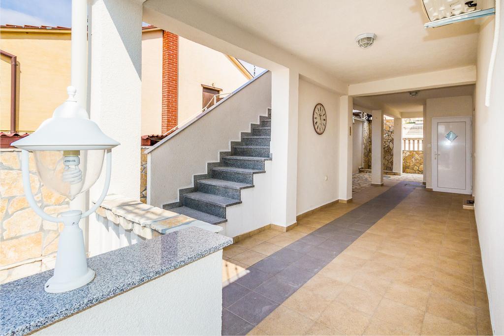 Apartmani Bregovec Maslenica Esterno foto
