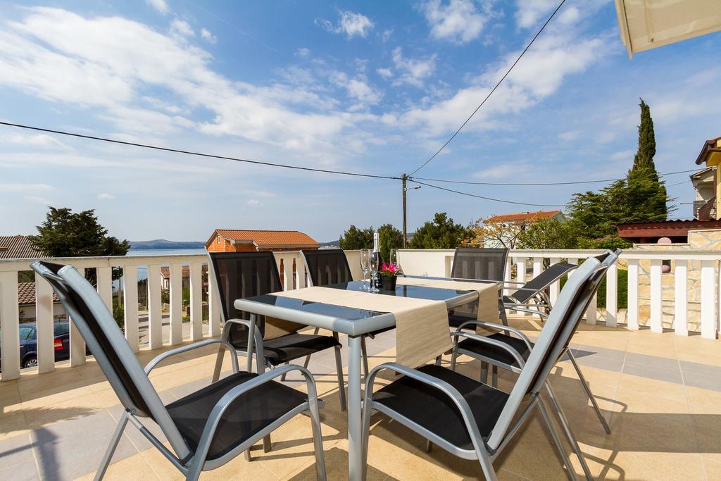 Apartmani Bregovec Maslenica Esterno foto