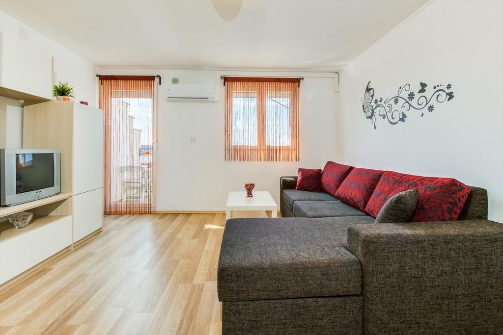 Apartmani Bregovec Maslenica Esterno foto