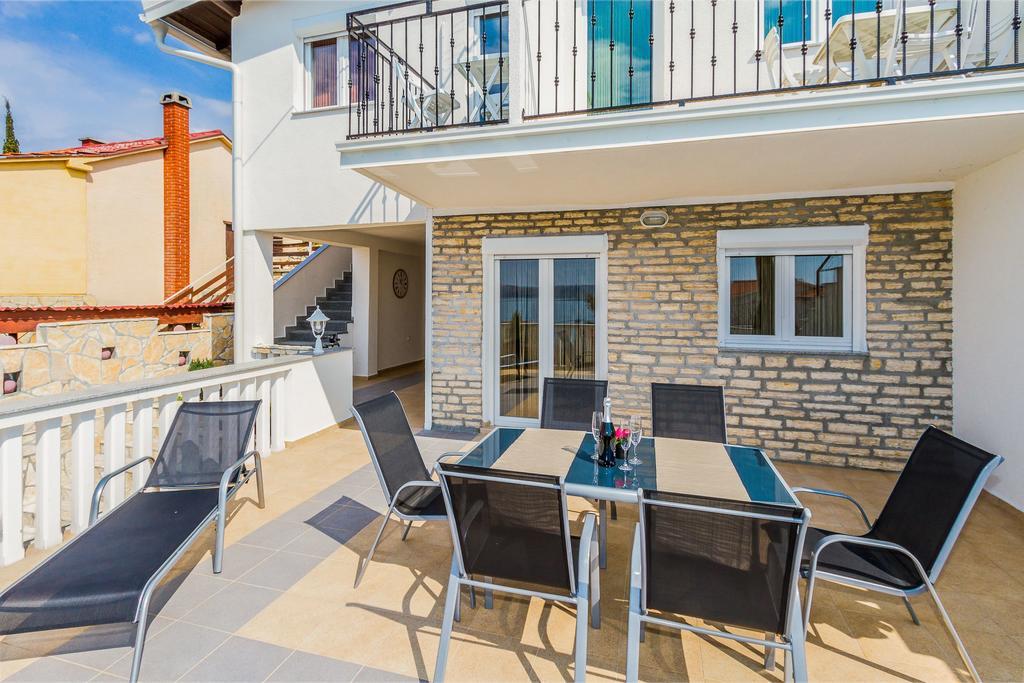 Apartmani Bregovec Maslenica Esterno foto