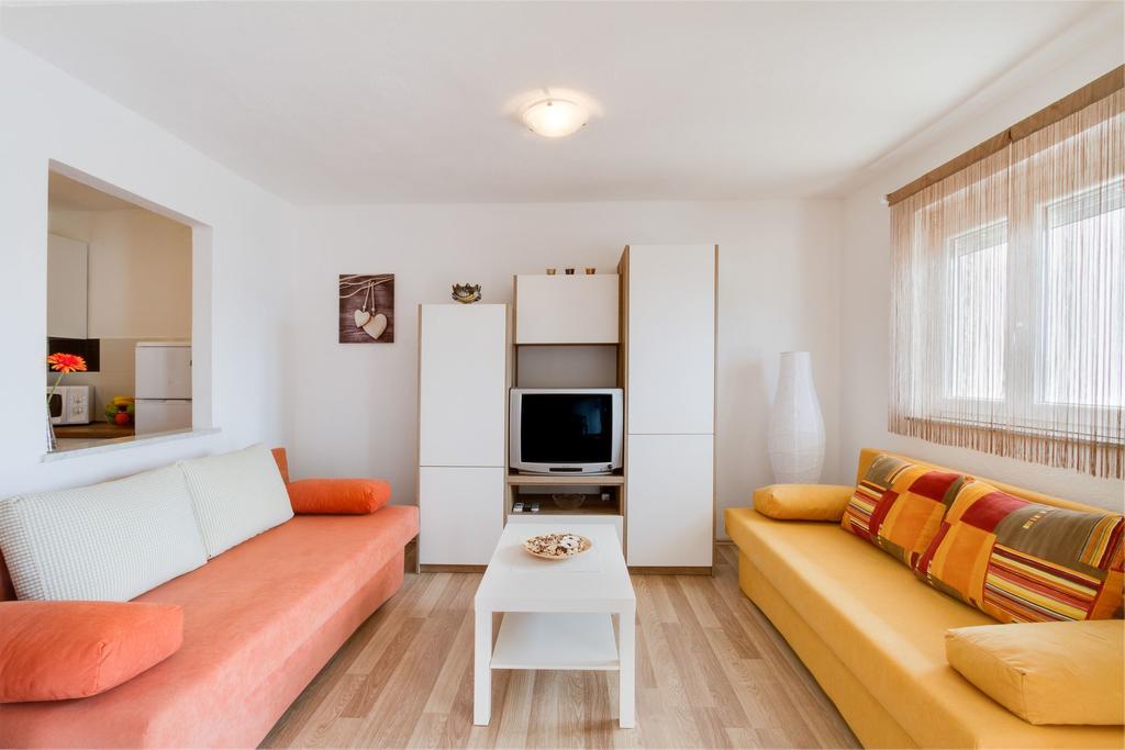 Apartmani Bregovec Maslenica Esterno foto