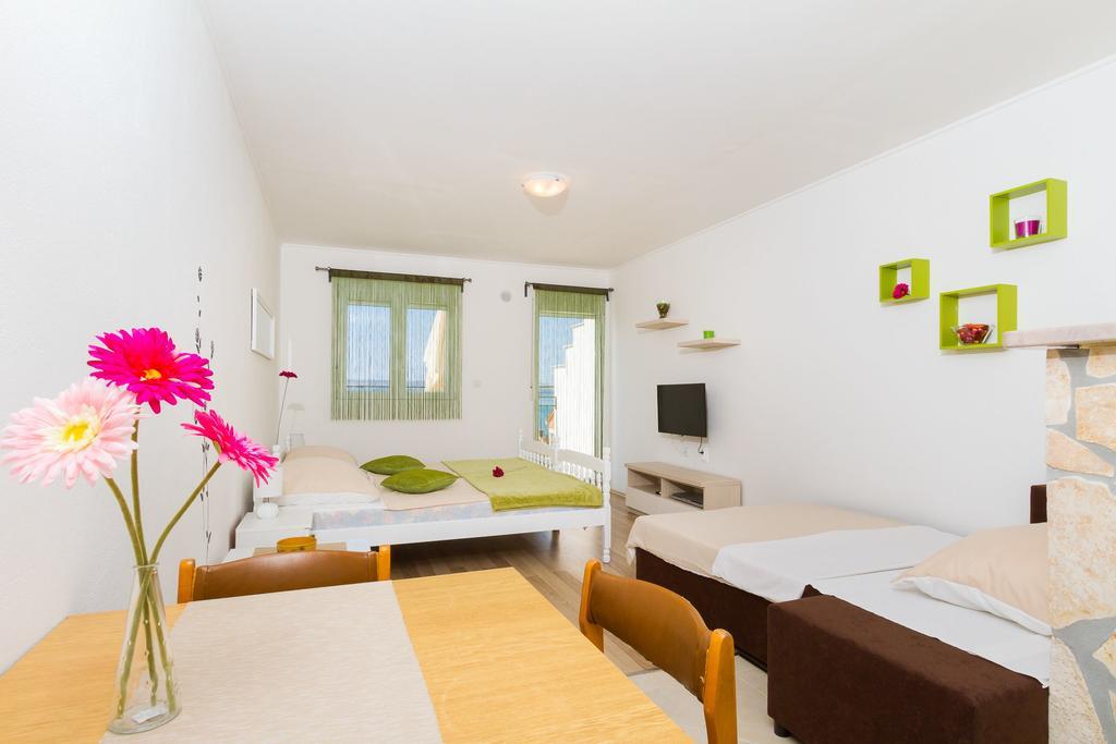 Apartmani Bregovec Maslenica Esterno foto