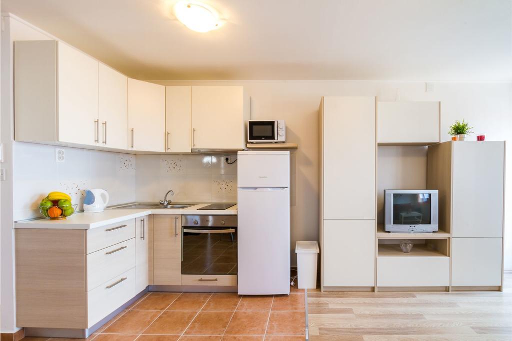 Apartmani Bregovec Maslenica Esterno foto