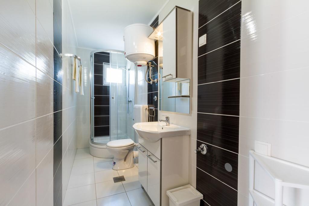 Apartmani Bregovec Maslenica Esterno foto