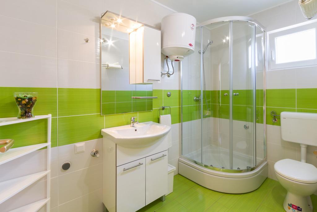 Apartmani Bregovec Maslenica Esterno foto