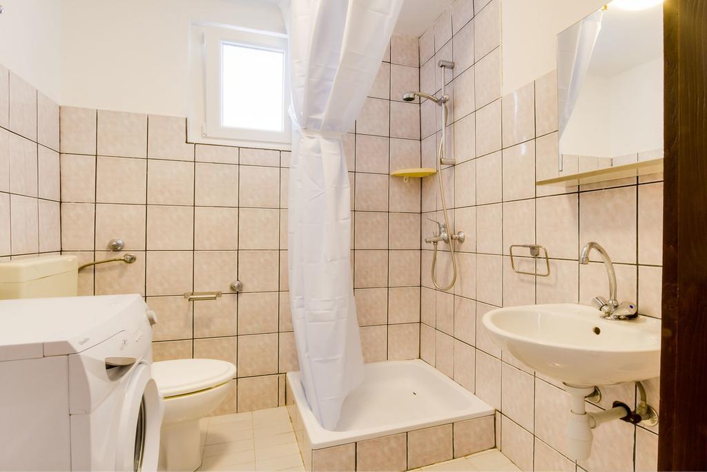 Apartmani Bregovec Maslenica Esterno foto